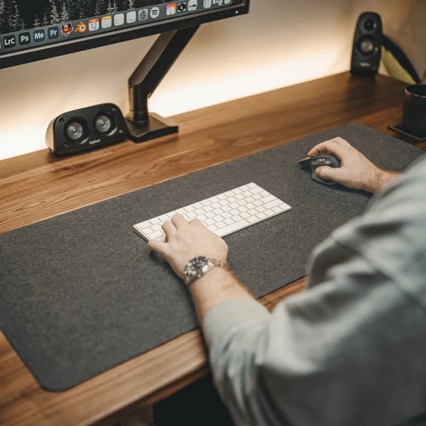 Desky Felt Desk Pad - Image 4