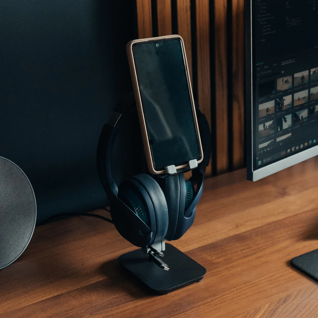 Desky Headphone and Phone Stand - Image 3