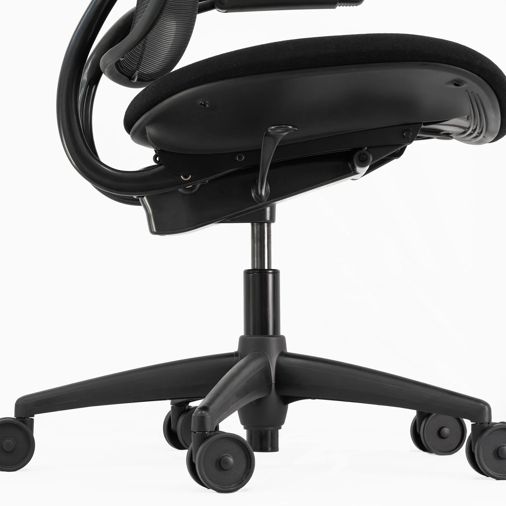 Humanscale Liberty Mesh Chair - Image 15