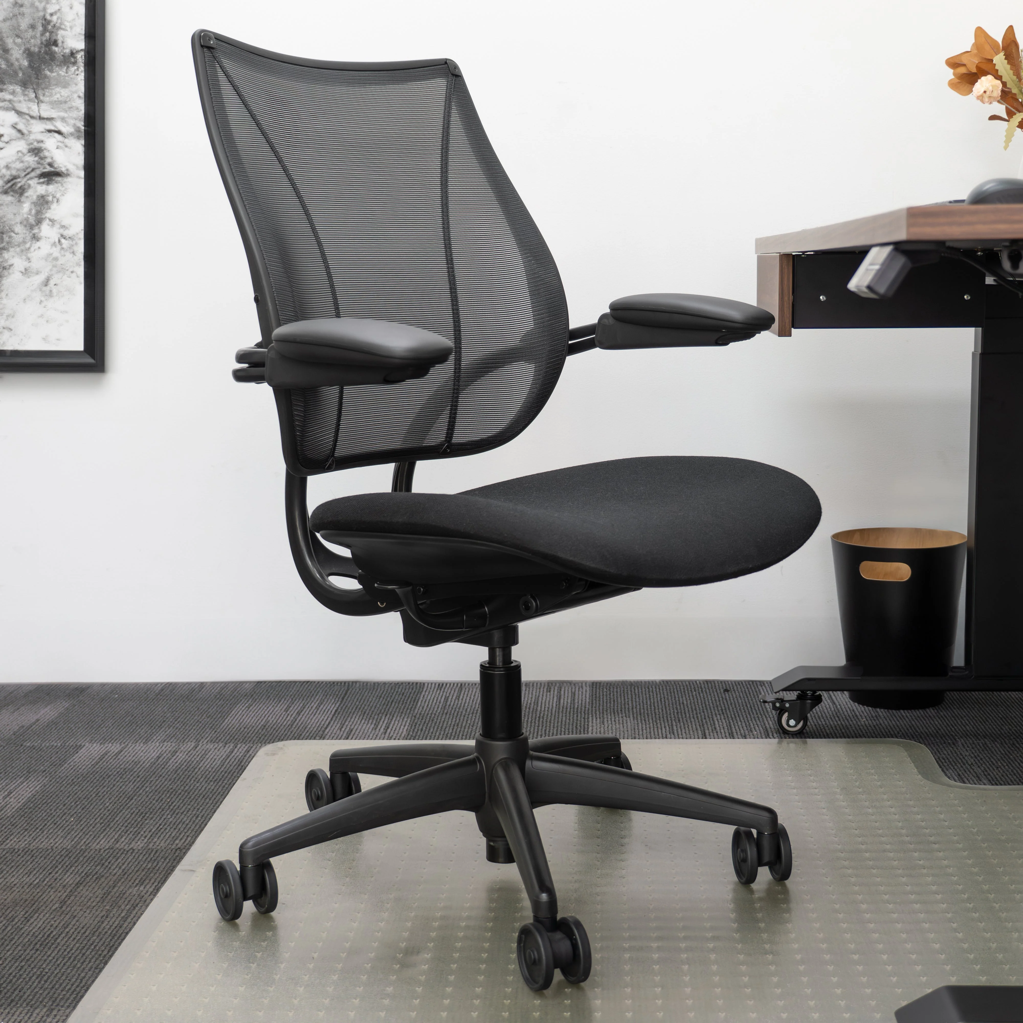 Humanscale Liberty Mesh Chair - Image 3