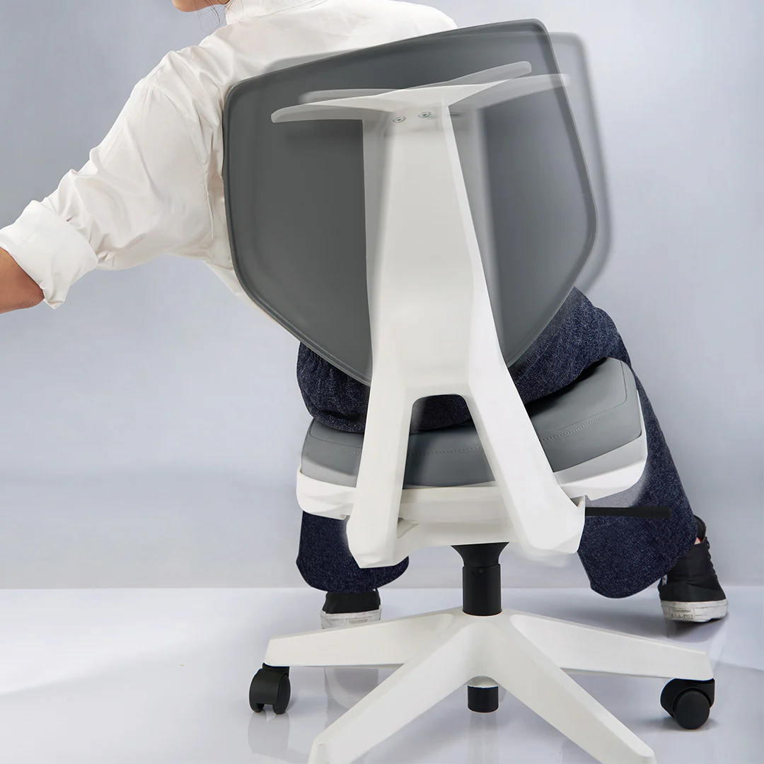 Desky Swivel 3D Tilt Chair - Image 4